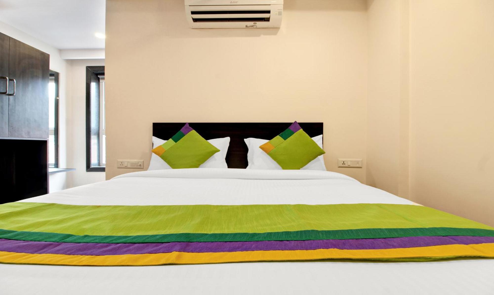 Treebo Trend Excella Hotel Visakhapatnam Exterior photo